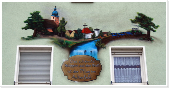 "auf dem Feld" Fassadengestaltung "auf dem Feld" Fassadengestaltung