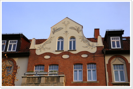 "Ornamentic II" Dörr Ferienwohnungen Erfurt "Ornamentic" Giebelgestaltung