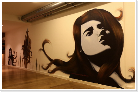 "komm hair" CuTe Haardesign - Basel / Schweiz "komm hair" Wandgestaltung